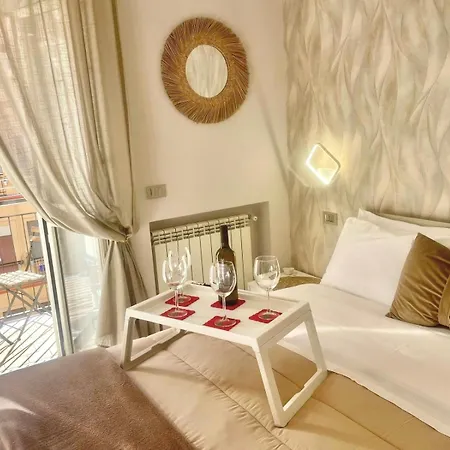 Mazzocchi House Welcome Wine Appartamento Napoli