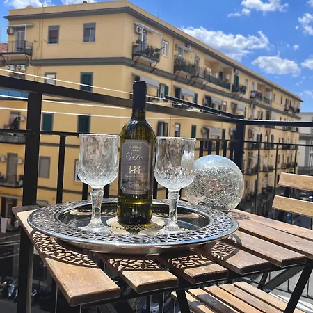 Mazzocchi House Welcome Wine * نابولي