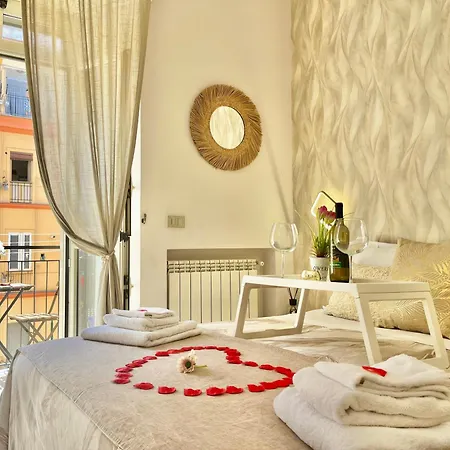 Mazzocchi House Welcome Wine شقة