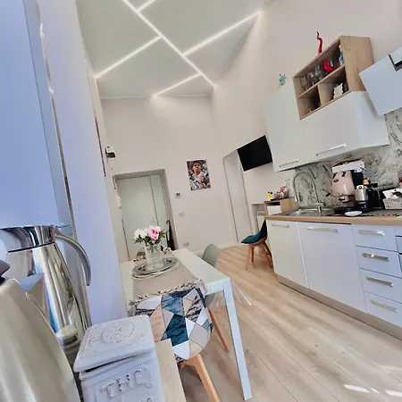 Mazzocchi House Welcome Wine