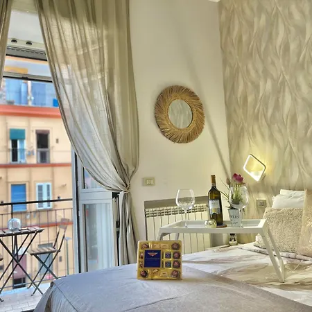 Mazzocchi House Welcome Wine نابولي