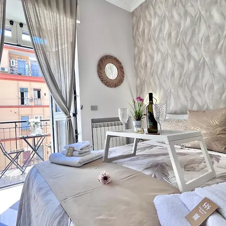 Mazzocchi House Welcome Wine شقة
